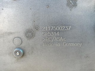 накладка крышки багажника, ориг. номер A2117500237, Mercedes-Benz E W211 2002-2006