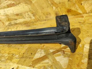уплотнитель двери левой, ориг. номер A6397200224, Mercedes-Benz Vito W639 2003-2010