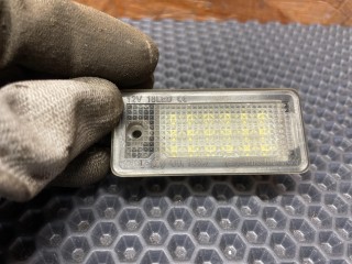 подсветка номера, Audi A6 C6 2004-2008