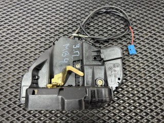 Замок двери задней правой Mercedes-Benz C W203 [рестайлинг] 2004-2008