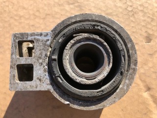 сайлентблок переднего рычага, ориг. номер 20835938, Opel Astra J 2009-2012