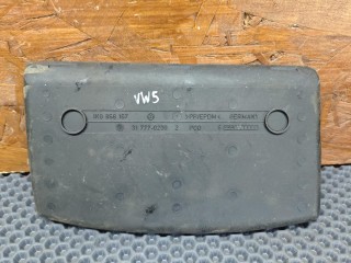 коврик салона, ориг. номер 1K0858167, Volkswagen Golf 5 поколение 2003-2009