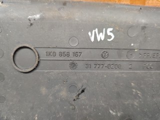 коврик салона, ориг. номер 1K0858167, Volkswagen Golf 5 поколение 2003-2009