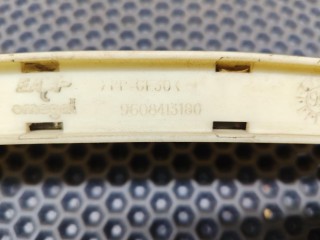 направляющая стекла задней левой, ориг. номер 9608413180, Citroen Xantia 1 поколение 1992-1998