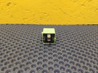 реле бензонасоса, ориг. номер 61368373700, BMW 7 E65/E66 [рестайлинг] 2005-2008