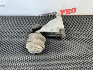 подушка крепления двигателя, ориг. номер A2712230904, Mercedes-Benz C W203 [рестайлинг] 2004-2008