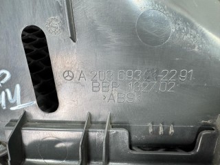 обшивка отсека багажника правая, ориг. номер A2036932291, Mercedes-Benz C W203 2000-2004