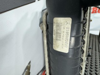 радиатор основной, ориг. номер A2105003003, Mercedes-Benz E W210 1995-1999