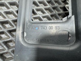 накладка замка багажника, ориг. номер A2037430093, Mercedes-Benz C W203 2000-2004
