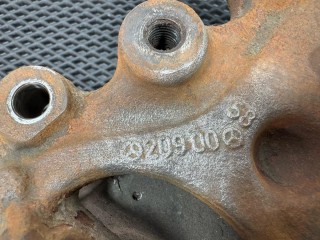 ступица передняя, ориг. номер A2093300325, Mercedes-Benz C W203 2000-2004