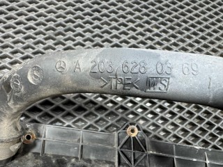 водосток капота левый, ориг. номер A2036200573, Mercedes-Benz C W203 2000-2004