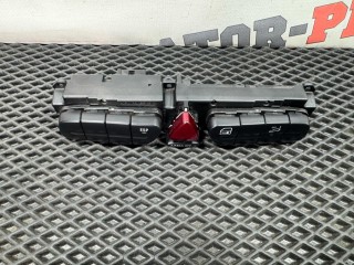блок кнопок, ориг. номер A2038217258, Mercedes-Benz C W203 2000-2004