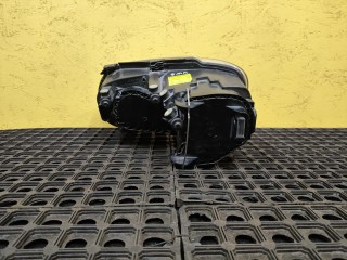 фара правая, ориг. номер 2K0941006D, Volkswagen Caddy 3 поколение 2004-2010