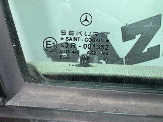 дверь правая, ориг. номер A2037200605, Mercedes-Benz C W203 2000-2004