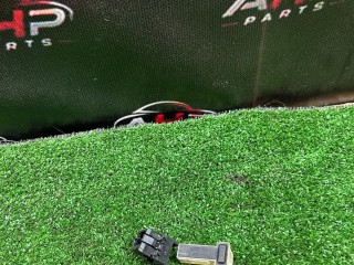 датчик педали тормоза (лягушка) BMW X2 F39 2017-2023, 6876896