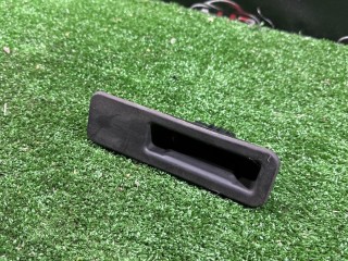 кнопка открытия багажника BMW 5 G30/G31 2016-2020, 7381867