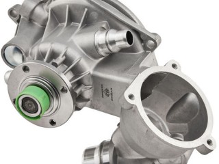 Помпа BMW 7 E65/E66 4 поколение 2001-2005, 11517524551