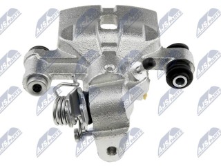 Суппорт задний левый, ориг. номер GE7C2671X, Mazda Protege 2000-2003