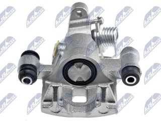 Суппорт задний правый, ориг. номер GE7C2661X, Mazda Protege 2000-2003