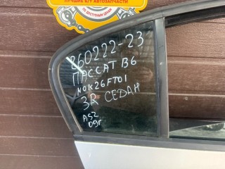 Молдинг двери средний, ориг. номер 3C0853754C, Volkswagen Passat B6 2005-2010
