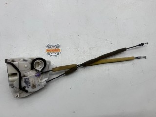 Замок двери задней левой, ориг. номер BHN973310B, Mazda 3 BM 2013-2016