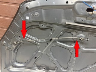 Упор держатель капота, ориг. номер 811701H000, Kia Ceed ED 2006-2010