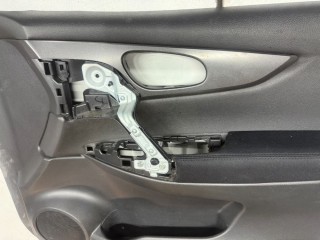 Обшивка (карта) двери передней правой, ориг. номер 809004EA0A, Nissan Qashqai II