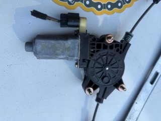 Стеклоподъемник двери электрический, ориг. номер 824021G010, 988201E100, Kia Rio II 2005-2009