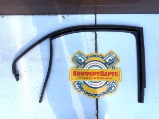 Молдинг верхний над стеклом, ориг. номер 5JA839432C, 5JA839432D, 5JA839432F, 5JA839432B, Skoda Rapid I 2012-2017