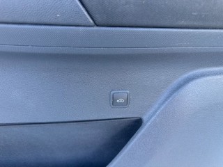 Обшивка (карта) двери передней правой, ориг. номер 5J0867012E, 5J2867006, Skoda Fabia II 2007-2010