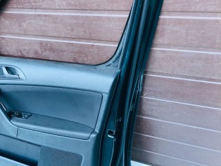 Обшивка (карта) двери передней правой, ориг. номер 5L0867012, Skoda Yeti I 2009-2014