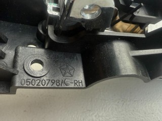 Ручка двери салонная внутренняя, ориг. номер 05020798AC, 68066552AA, Chrysler Grand Voyager V 2007-2010