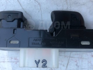 Кнопка стеклоподъемника, ориг. номер 254114BA0A, Nissan Qashqai II