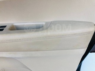 Обшивка (карта) двери передней правой, ориг. номер 935752P100J7, Kia Sorento II 2009-2012