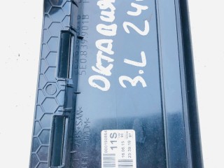 Накладка (молдинг) двери вертикальная наружная, ориг. номер 5E0839901B, Skoda Octavia III 2013-2017