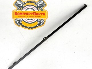 Направляющая стекла двери, ориг. номер 6740742030, Toyota RAV4 III 2005-2008