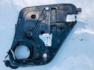 Стеклоподъемник двери электрический, ориг. номер 83471B2000, 83450B2000, Kia Soul II 2013-2016