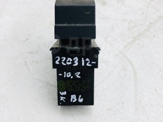 Кнопка стеклоподъемника, ориг. номер 7L6959855B, 500234, 2106129, B11415, CIE2465, 30937485, ZVKK056, 114570, P150073, 11213, PY4683, 37485, 1196702400, 74861, 462060244, BSG90860046, 26129, 99591048801, Volkswagen Passat B7 2011-2015
