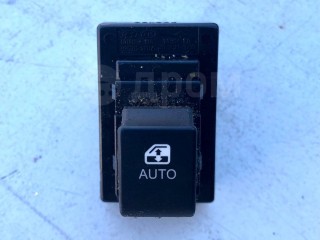 Кнопка стеклоподъемника, ориг. номер 935751H100, Kia Ceed ED 2006-2010