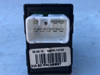 Кнопка стеклоподъемника, ориг. номер 935751H100, Kia Ceed ED 2006-2010