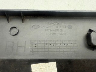 Молдинг двери нижний передний правый, ориг. номер 877242P000, Kia Sorento II 2009-2012