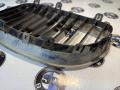 7027062, 51137027062, 7065702, 51137065702 решетка радиатора правая BMW 5 E60/E61 [рестайлинг] 2008г. - фото №3