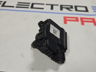 Моторчик заслонки печки, ориг. номер P150040-00-A, Tesla Model 3 2017-2021