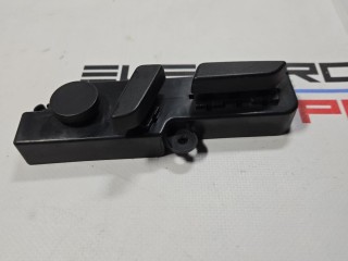 модуль управления сиденьем, ориг. номер P1098529-00-F, 1TAL8182860190863, Tesla Model 3 рест