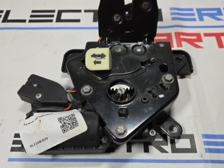 замок багажника, ориг. номер 1500604-00-B, Tesla Model 3 рест