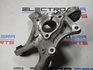 кулак задний левый, ориг. номер 1044411-00-G, Tesla Model 3 рест