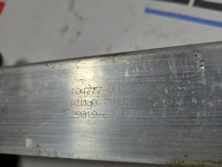 Кронштейн радиатора, ориг. номер 1104777-00-A, Tesla Model 3 рест