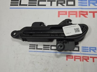 ручка наружная двери, ориг. номер 1528114-00-D, Tesla Model 3 рест