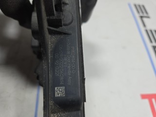 ручка наружная двери, ориг. номер 1528114-00-D, Tesla Model 3 рест