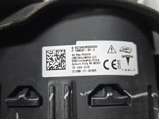 Подушка безопасности водителя, Tesla Model 3 2017-2021